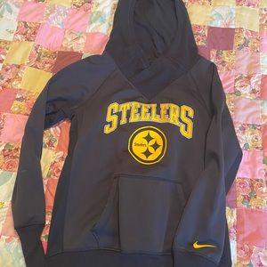 Steelers sweatshirt